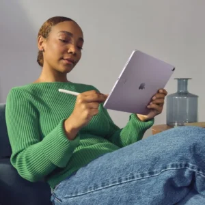 iPad Air: Apple M2 Chip - Space Grey