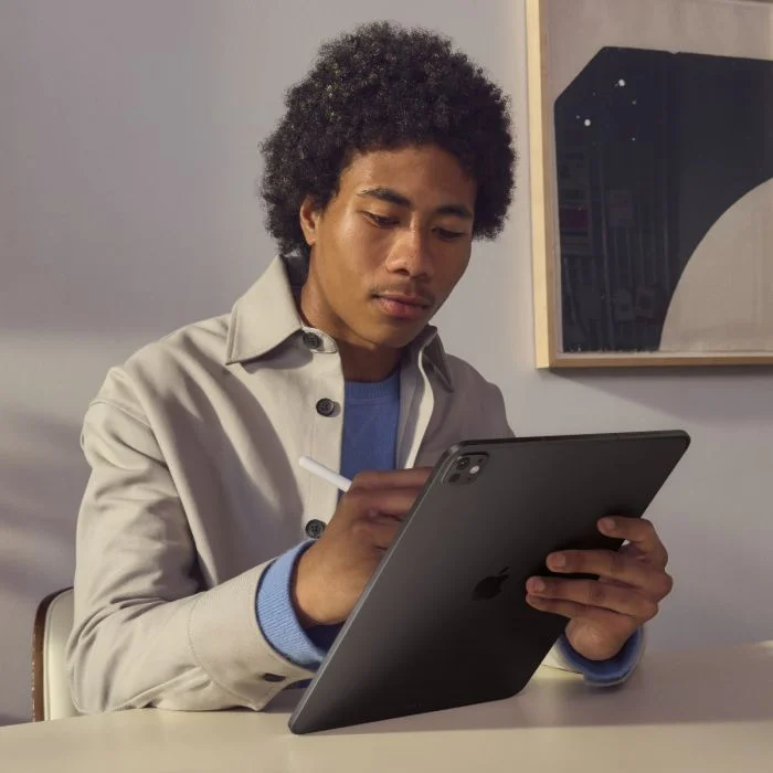 iPad Pro: Apple M4 Chip - Space Black